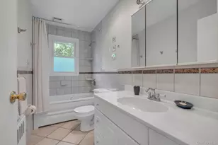 12 Compass Ct, Huntington, NY 11743 - Photo 15