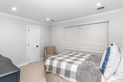 1214 Maple Avenue, West Hempstead, NY 11550 - Photo 21