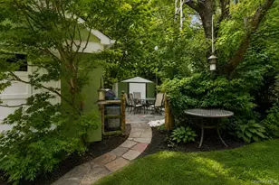 26 Reynolds Pl, Scarsdale, NY 10583 - Photo 23