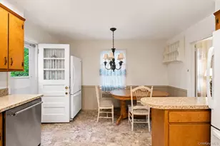 26 Reynolds Pl, Scarsdale, NY 10583 - Photo 7