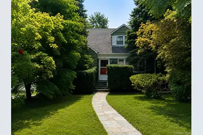 26 Reynolds Place, Scarsdale, NY 10583 - Photo 1