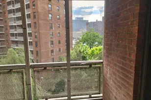 61-25 98th St, Rego Park, NY 11374 - Photo 17