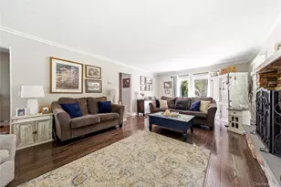 8 Harrison Ave, East Setauket, NY 11733 - Photo 7