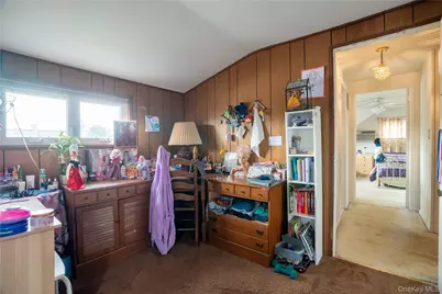 124 Wilfred Boulevard, Hicksville, NY 11801 - Photo 9