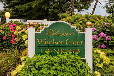 2 Windsor Court, Amityville, NY 11701 - Photo 31