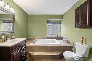 2 Windsor Ct, Amityville, NY 11701 - Photo 19
