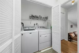 2 Windsor Ct, Amityville, NY 11701 - Photo 23