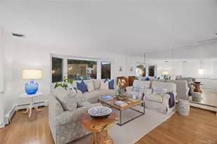 31 Lake Ct, Massapequa, NY 11758 - Photo 3
