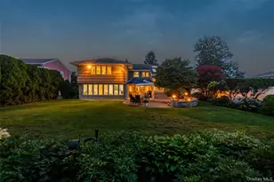 31 Lake Ct, Massapequa, NY 11758 - Photo 25
