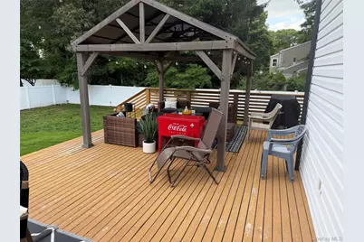29 Rolling Hills Drive, Ridge, NY 11961 - Photo 25