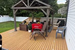 29 Rolling Hills Dr, Ridge, NY 11961 - Photo 25