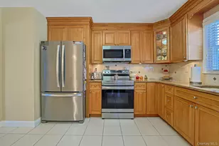12 Pine Dr, Stony Point, NY 10980 - Photo 11