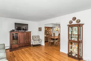50 Jerome St, Lindenhurst, NY 11757 - Photo 3