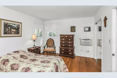 50 Jerome Street, Lindenhurst, NY 11757 - Photo 11