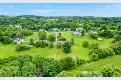 27 Patricia Drive, Pleasant Valley, NY 12569 - Photo 21