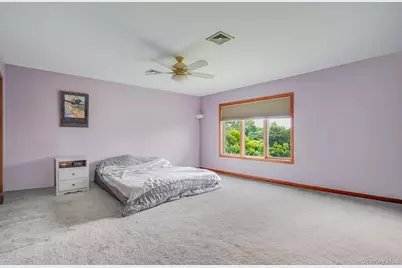 27 Patricia Drive, Pleasant Valley, NY 12569 - Photo 5