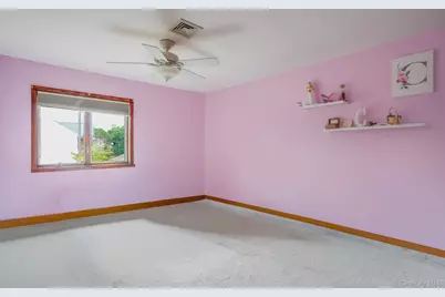 27 Patricia Drive, Pleasant Valley, NY 12569 - Photo 7