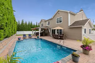 19 Clearwater Ln, West Islip, NY 11795 - Photo 35