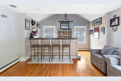 19 Clearwater Lane, West Islip, NY 11795 - Photo 17