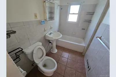 462 S 3rd Avenue, Mount Vernon, NY 10550 - Photo 5