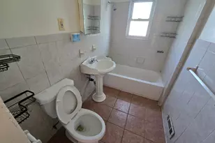 462 S 3rd Ave, Mount Vernon, NY 10550 - Photo 5