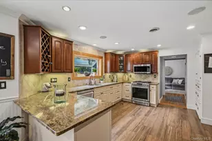 106 Shelly Ct, Cornwall, NY 12518 - Photo 13