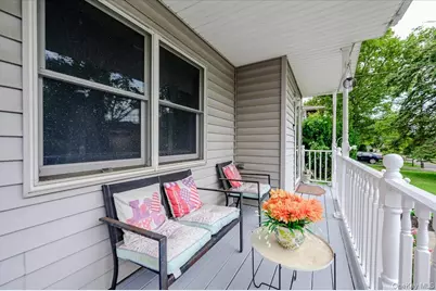 13 Meadow Lane, Bayville, NY 11709 - Photo 3