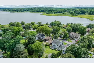 13 Meadow Lane, Bayville, NY 11709 - Photo 33
