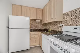 3333 Henry Hudson Pkwy, Bronx, NY 10463 - Photo 3