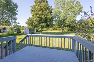 124 Donna Dr, Calverton, NY 11933 - Photo 27