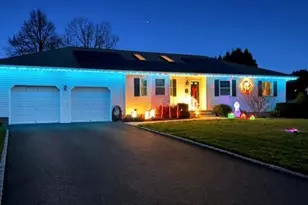 124 Donna Dr, Calverton, NY 11933 - Photo 41
