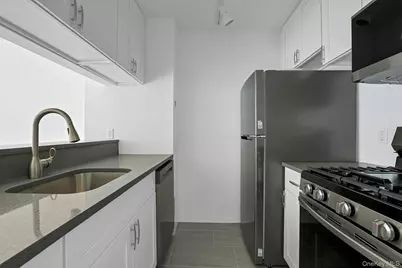 4 Martine Avenue #711, White Plains, NY 10606 - Photo 13