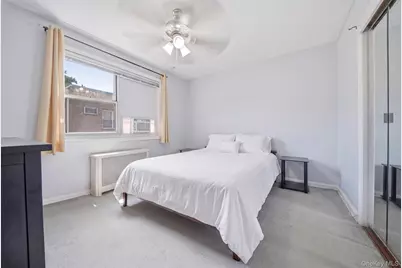 985 Fenwood Drive #3, Valley Stream, NY 11580 - Photo 9