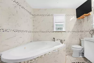 571 Park Avenue, West Hempstead, NY 11552 - Photo 19