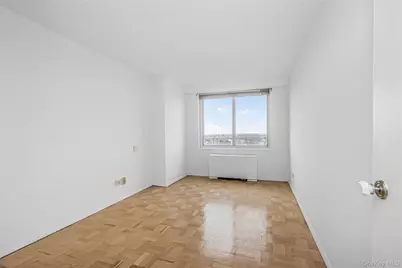 3333 Henry Hudson Parkway #22C, Bronx, NY 10463 - Photo 7