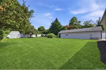 115 Bucknell Road, West Sayville, NY 11796 - Photo 31
