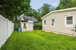 7 Locust Dr, Greenwood Lake, NY 10925 - Photo 29