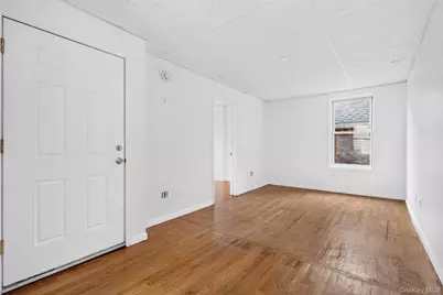 54 Gifford Avenue, Poughkeepsie, NY 12601 - Photo 31