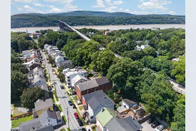 54 Gifford Avenue, Poughkeepsie, NY 12601 - Photo 3