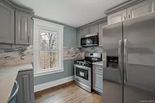 143 Chatterton Pkwy, White Plains, NY 10606 - Photo 7