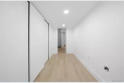 3038 Tiemann Avenue, Bronx, NY 10469 - Photo 19