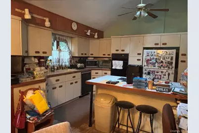 255 Auborn Avenue, Shirley, NY 11967 - Photo 3