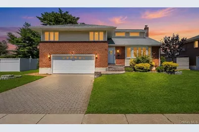 4 Balsam Drive, Hicksville, NY 11801 - Photo 1