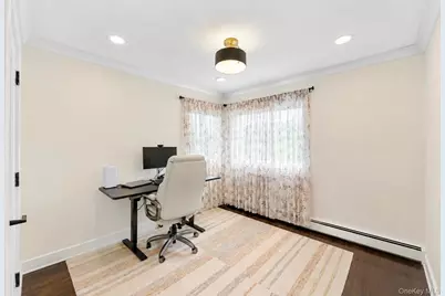4 Balsam Drive, Hicksville, NY 11801 - Photo 23
