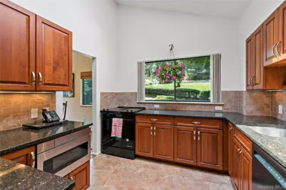 68 Burns Place, Briarcliff Manor, NY 10510 - Photo 7