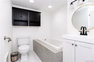 84-39 153rd Ave, Howard Beach, NY 11414 - Photo 9