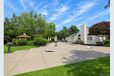 333 Prairie Court, Manorville, NY 11949 - Photo 27