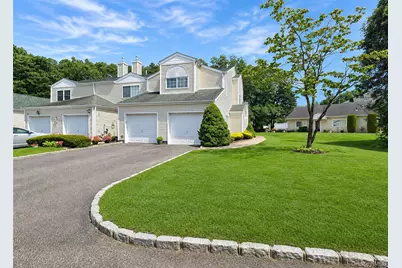 333 Prairie Court, Manorville, NY 11949 - Photo 1