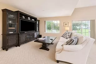 333 Prairie Ct, Manorville, NY 11949 - Photo 9