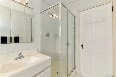 17519 74th Avenue, Fresh Meadows, NY 11366 - Photo 15